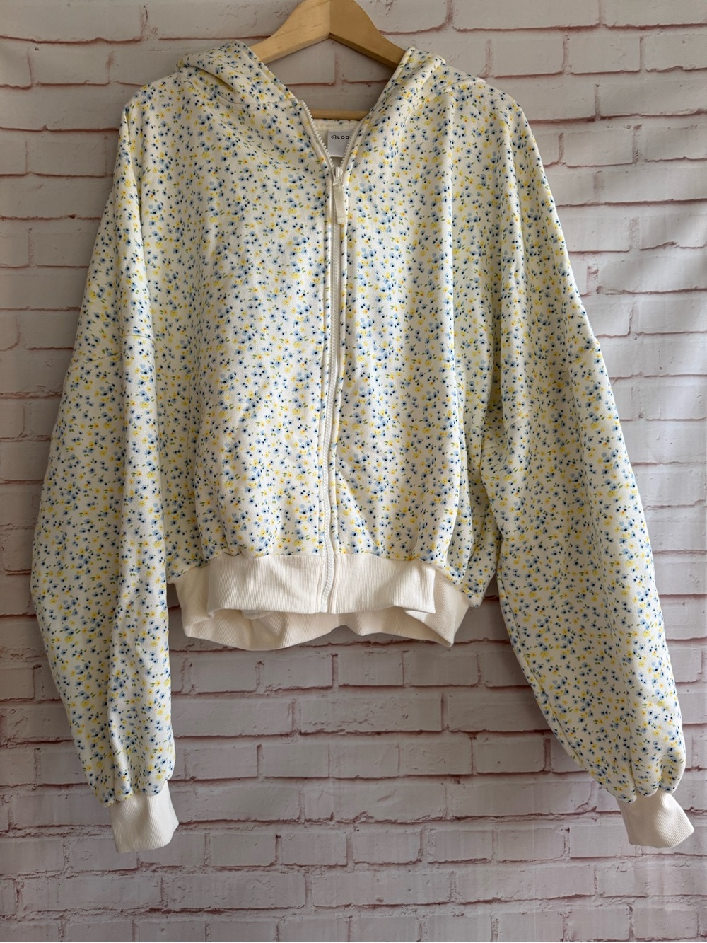 Cream Floral Zip Marshmallow Hoodie with Yellow & Blue Print